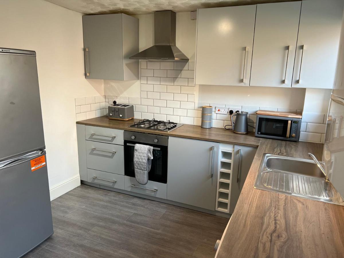 Modern House In The Heart Of The Lutterworth Villa Bagian luar foto